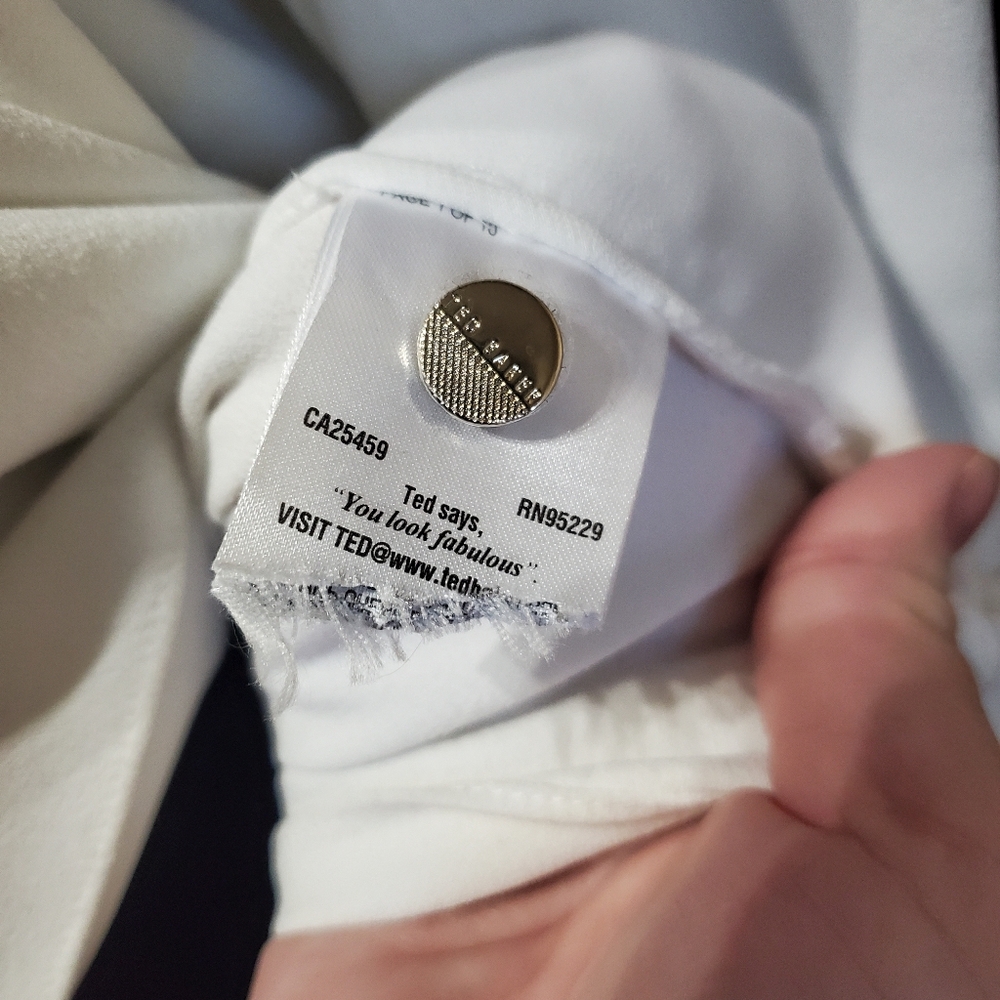 LAST CHANCE Ted Baker White Fitted Ruffled Blouse - Picture 3 of 5